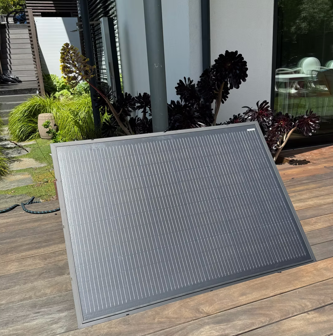 Plug-In Solar Power Kit — Balcony, Fence & Patio
